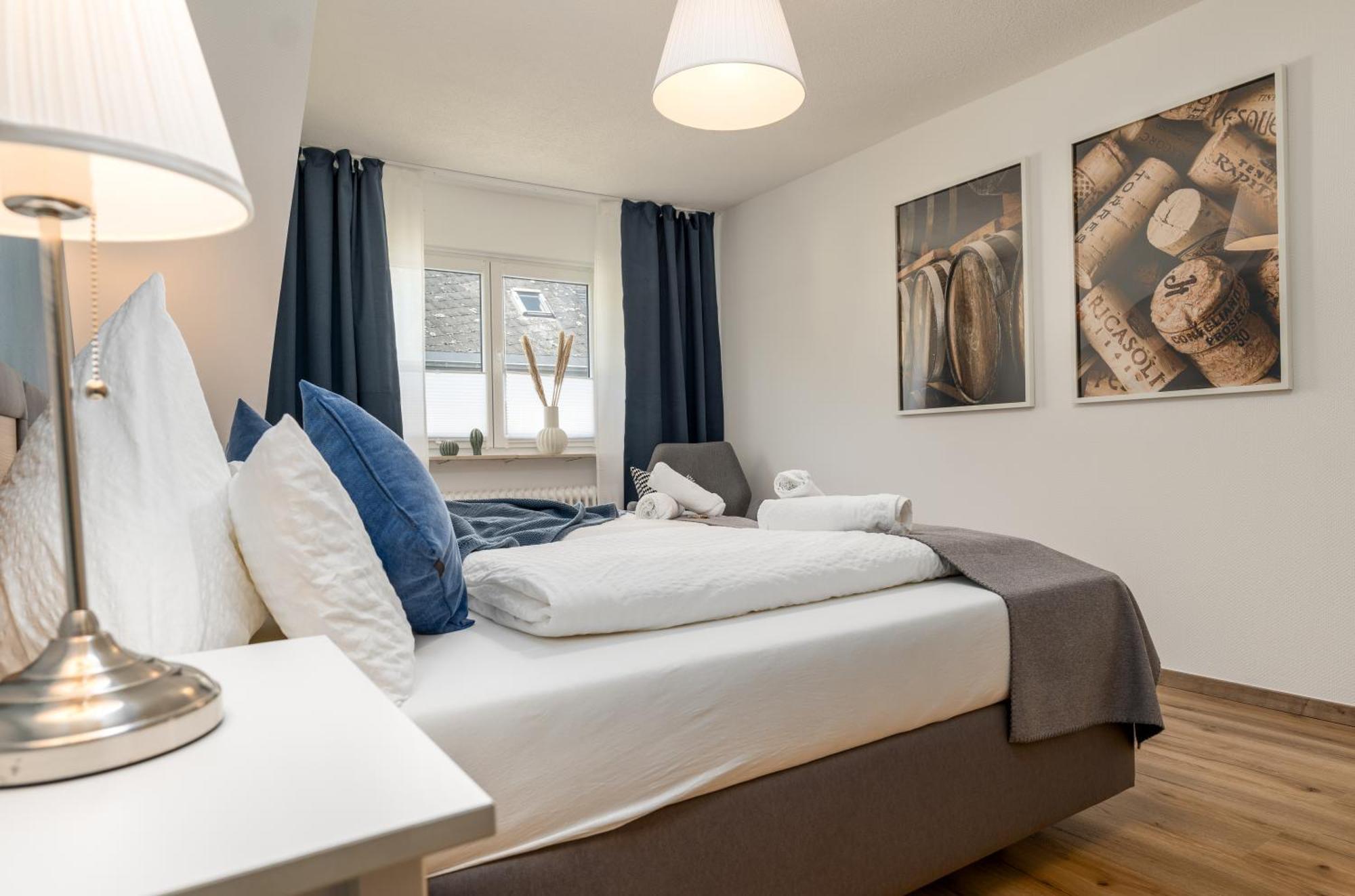 Riesling Appartement For 2 - 4 People - Billiards - Balcony With Mosel View - Parking - Wine Barrel Bar - Fully Equipped Kitchen - Netflix - Waiputv - 3 Km From Cochem Klotten Eksteriør bilde