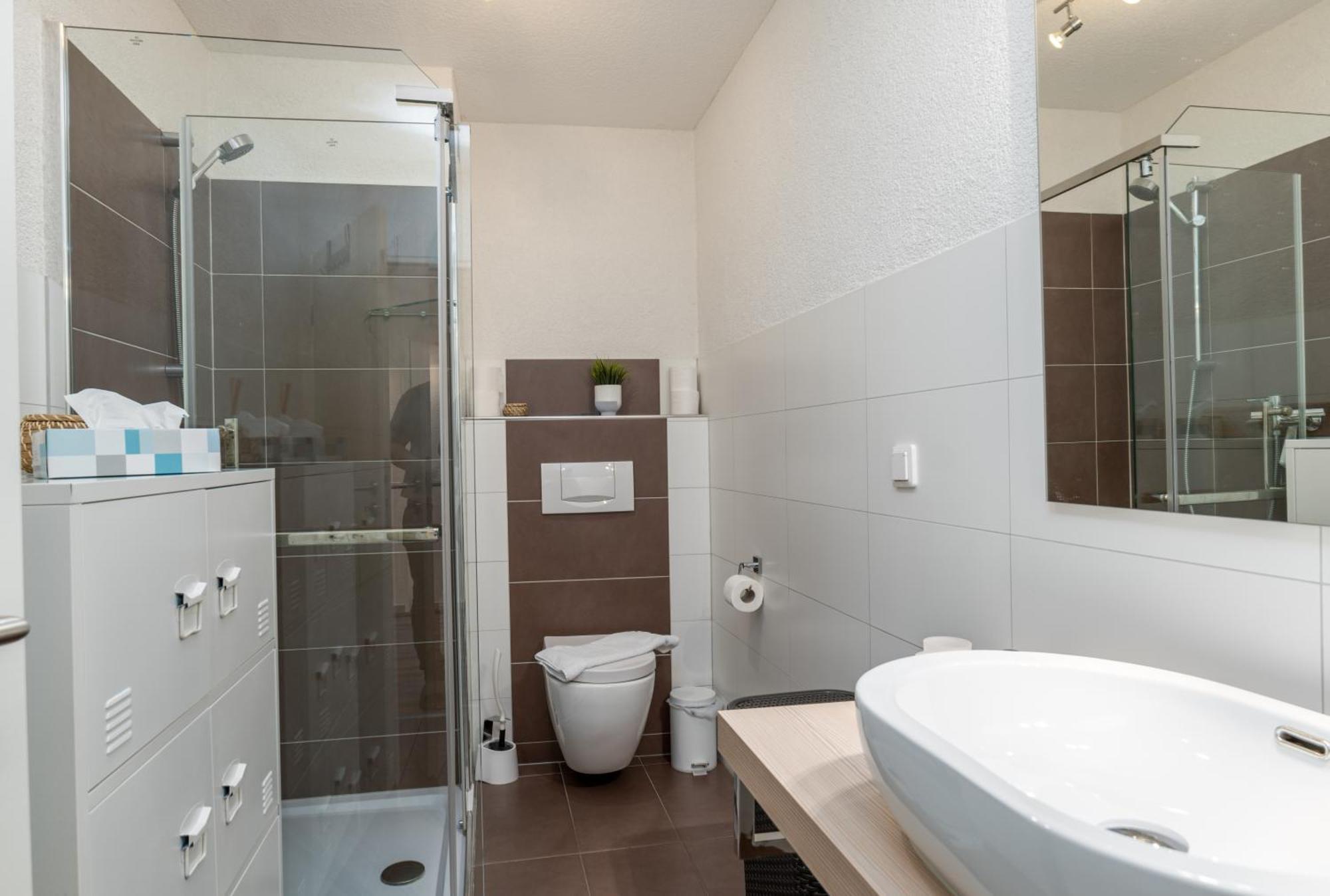 Riesling Appartement For 2 - 4 People - Billiards - Balcony With Mosel View - Parking - Wine Barrel Bar - Fully Equipped Kitchen - Netflix - Waiputv - 3 Km From Cochem Klotten Eksteriør bilde
